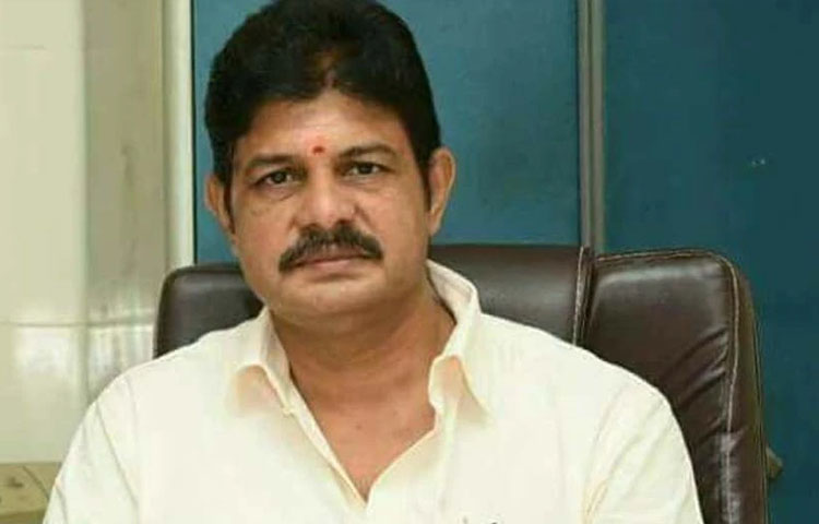 ధూళిపాళ్ల నరేంద్ర పాడి రైతుల్ని మోసం చేశారు ధూళిపాళ్ల నరేంద్ర పాడి రైతుల్ని మోసం చేశారు