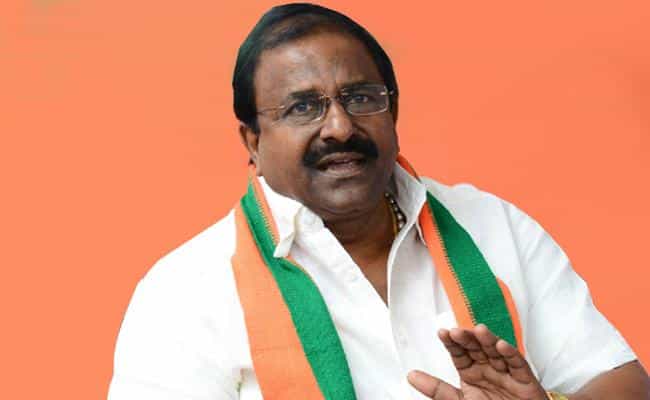 ఆంధ్రుల ఆత్మగౌరవాన్ని మంట కలపడమే: సోము వీర్రాజు ఆంధ్రుల ఆత్మగౌరవాన్ని మంట కలపడమే: సోము వీర్రాజు