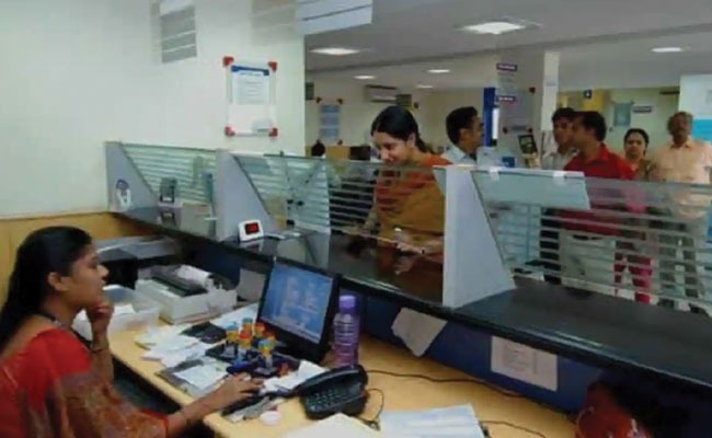 SBI Clerk Exams 2021: 5,454 పోస్ట్ల భర్తీకి ఎస్బీఐ నోటిఫికేషన్ SBI Clerk Exams 2021: 5,454 పోస్ట్ల భర్తీకి ఎస్బీఐ నోటిఫికేషన్