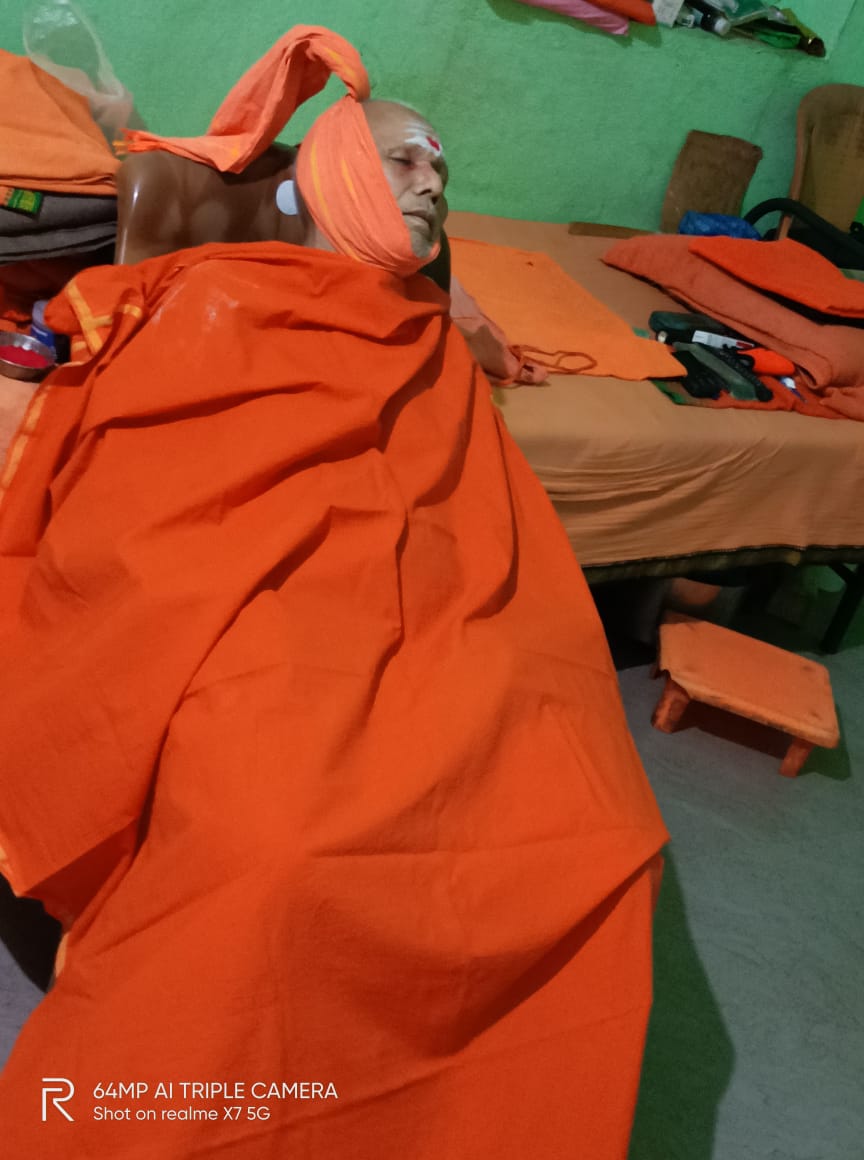 శివైక్యం పొందిన శ్రీ విష్ణుదాసు స్వామి శివైక్యం పొందిన శ్రీ విష్ణుదాసు స్వామి