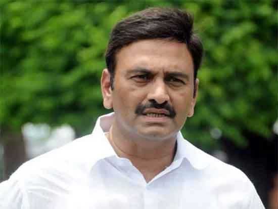 ఎంపీ రఘురామకృష్ణరాజు ఎంపీలకు లేఖ ఎంపీ రఘురామకృష్ణరాజు ఎంపీలకు లేఖ