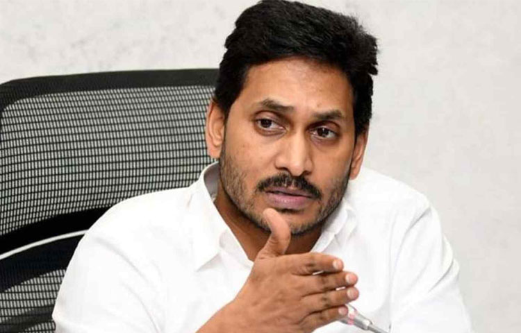 రాష్ట్రంలో సాగునీటి ప్రాజెక్టులపై జలవనరుల శాఖ అధికారులతో సీఎం వైయస్ జగన్ సమీక్ష రాష్ట్రంలో సాగునీటి ప్రాజెక్టులపై జలవనరుల శాఖ అధికారులతో సీఎం వైయస్ జగన్ సమీక్ష