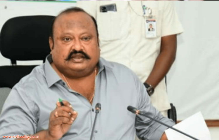 కరోనా కట్టడికి టాస్క్ఫోర్స్ కమిటీలు: మంత్రి గంగుల కరోనా కట్టడికి టాస్క్ఫోర్స్ కమిటీలు: మంత్రి గంగుల