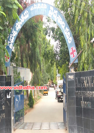 కదిరి లో 10మంది కోవిడ్ పేషంట్ల పరిస్థితి విషమం కదిరి లో 10మంది కోవిడ్ పేషంట్ల పరిస్థితి విషమం
