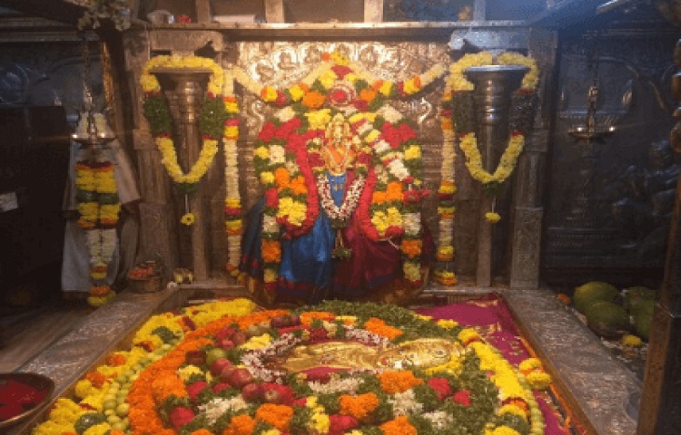 పూర్ణాహుతితో ముగిసిన శరన్నవరాత్రి ఉత్సవాలు పూర్ణాహుతితో ముగిసిన శరన్నవరాత్రి ఉత్సవాలు
