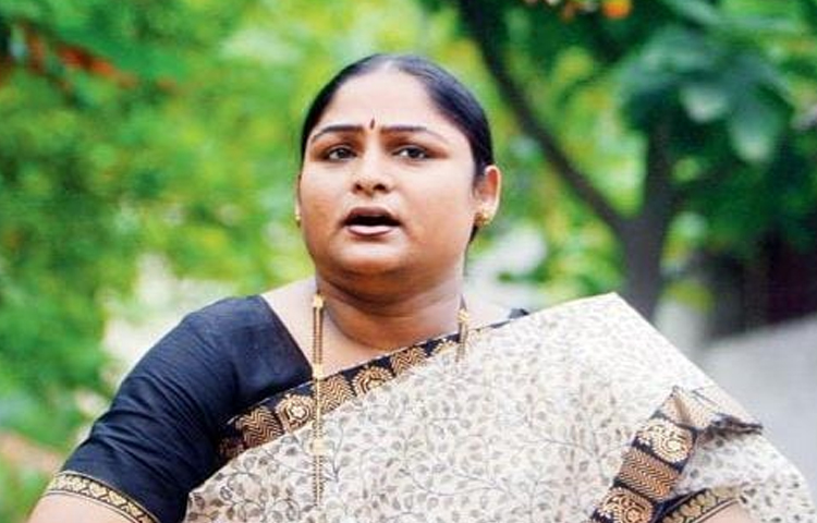 ఒలింపిక్స్ పతకాలే లక్ష్యం: వీసీ కరణం మల్లీశ్వరి ఒలింపిక్స్ పతకాలే లక్ష్యం: వీసీ కరణం మల్లీశ్వరి
