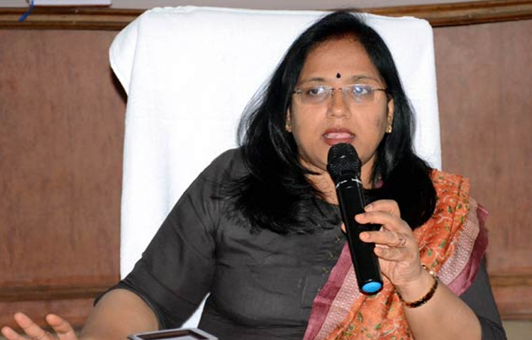 8వ తరగతి వరకు టీసీ అవసరం లేదు-శ్రీదేవసేన 8వ తరగతి వరకు టీసీ అవసరం లేదు-శ్రీదేవసేన