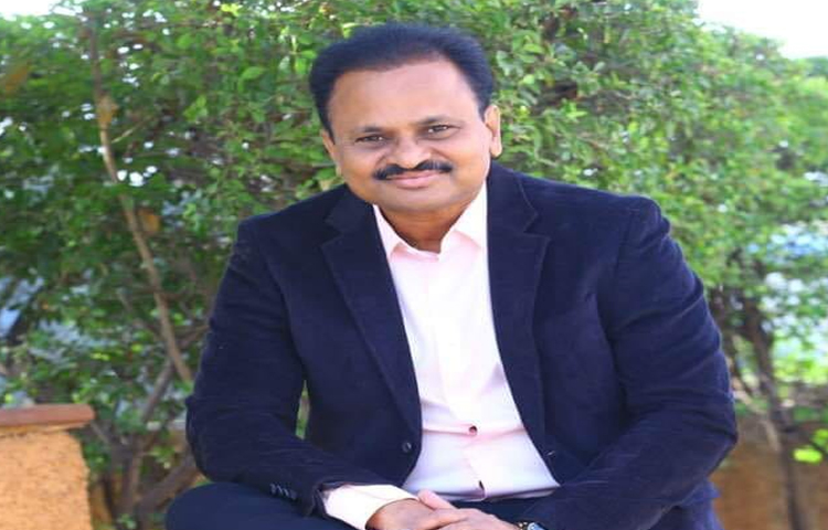 కరోనా మూడో వేవ్ రాదు..ఎందుకో చెబుతున్న వాసిరెడ్డి అమర్నాథ్ కరోనా మూడో వేవ్ రాదు..ఎందుకో చెబుతున్న వాసిరెడ్డి అమర్నాథ్