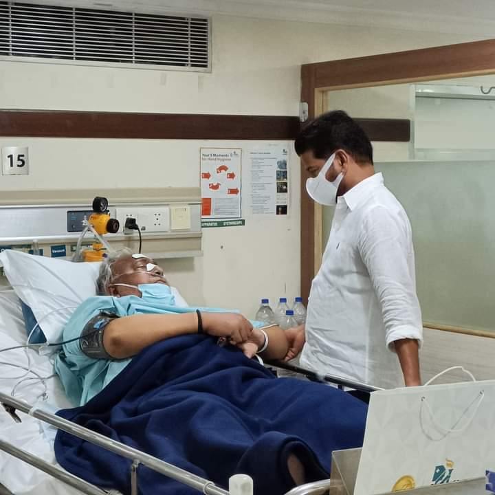 వీహెచ్ కు రేవంత్ పరామర్శ వీహెచ్ కు రేవంత్ పరామర్శ