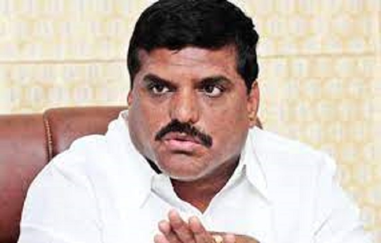 జిందాల్ పవర్ ప్లాంట్ ను పరిశీలించిన మంత్రి బొత్స జిందాల్ పవర్ ప్లాంట్ ను పరిశీలించిన మంత్రి బొత్స