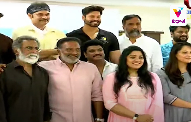 నాన్ లోకల్ అని అప్పుడు గుర్తుకురాలేదా ..? ప్రకాష్ రాజ్ నాన్ లోకల్ అని అప్పుడు గుర్తుకురాలేదా ..? ప్రకాష్ రాజ్