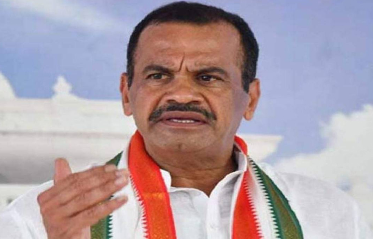 ఈటల 30 వేల ఓట్ల మెజార్టీతో గెలుస్తాడు..! : కోమటిరెడ్డి ఈటల 30 వేల ఓట్ల మెజార్టీతో గెలుస్తాడు..! : కోమటిరెడ్డి