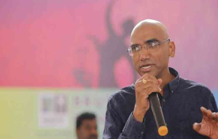 బహుజన నాయకుడు డాక్టర్ ఆర్.ఎస్ ప్రవీణ్ కుమార్ ఆగస్టు 8వ బీఎస్పీ పార్టీలో చేరిక బహుజన నాయకుడు డాక్టర్ ఆర్.ఎస్ ప్రవీణ్ కుమార్ ఆగస్టు 8వ బీఎస్పీ పార్టీలో చేరిక