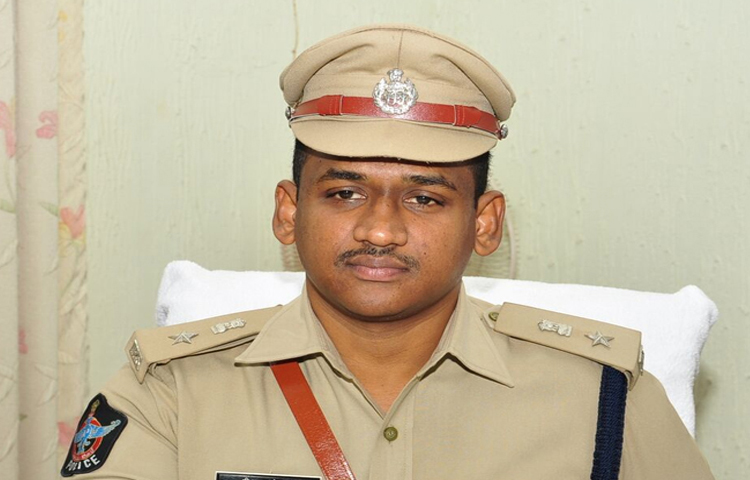 అనంతపురం జిల్లాలో విస్తృతంగా కార్డెన్ & సెర్చ్ ఆపరేషన్లు అనంతపురం జిల్లాలో విస్తృతంగా కార్డెన్ & సెర్చ్ ఆపరేషన్లు