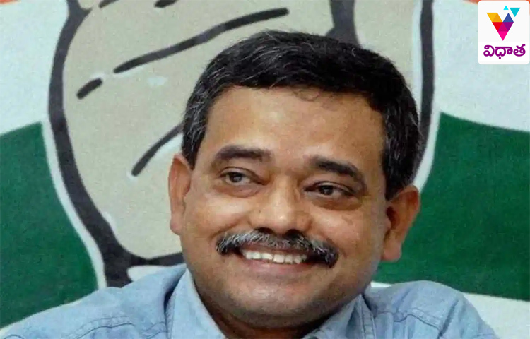 టీఎంసీలో చేరిన అభిజిత్ ముఖర్జీ టీఎంసీలో చేరిన అభిజిత్ ముఖర్జీ