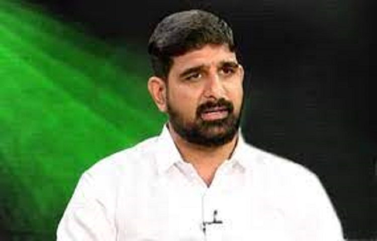 కేసీఆర్ సమక్షంలో గులాబీ తీర్థం పుచ్చుకున్న పాడి కౌశిక్రెడ్డి కేసీఆర్ సమక్షంలో గులాబీ తీర్థం పుచ్చుకున్న పాడి కౌశిక్రెడ్డి