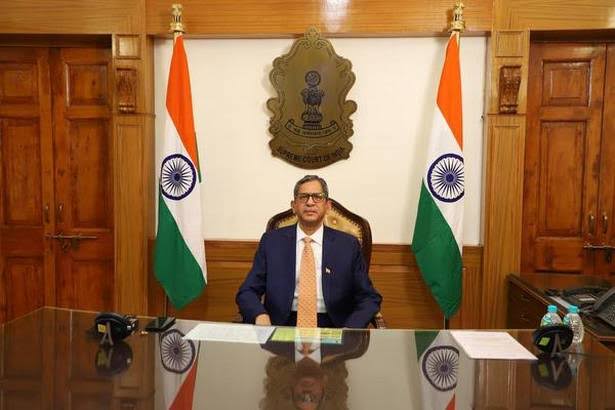 సంచలన వ్యాఖ్యలు చేసిన ఎన్వీ రమణ సంచలన వ్యాఖ్యలు చేసిన ఎన్వీ రమణ