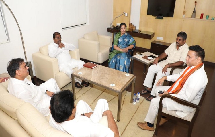 ఏపీలో జనసేన-బిజెపి కూటమి ఏపీలో జనసేన-బిజెపి కూటమి