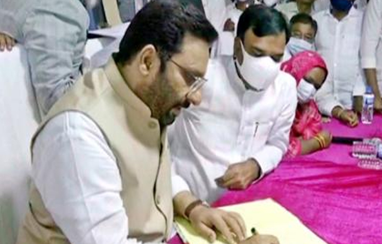 ఏపీ ఉర్ధూ అకాడమీ చైర్మన్ గా నదీమ్ అహ్మద్ ప్రమాణ స్వీకారం ఏపీ ఉర్ధూ అకాడమీ చైర్మన్ గా నదీమ్ అహ్మద్ ప్రమాణ స్వీకారం