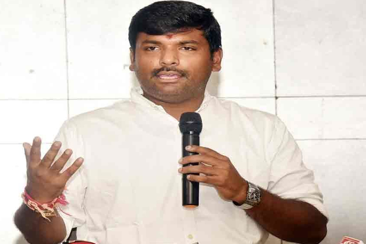 బస్సు యాత్ర కాదు.. ఉత్తరాంధ్ర ప్రజలకు క్షమాపణ యాత్ర.. గుడివాడ అమర్నాథ్ బస్సు యాత్ర కాదు.. ఉత్తరాంధ్ర ప్రజలకు క్షమాపణ యాత్ర.. గుడివాడ అమర్నాథ్