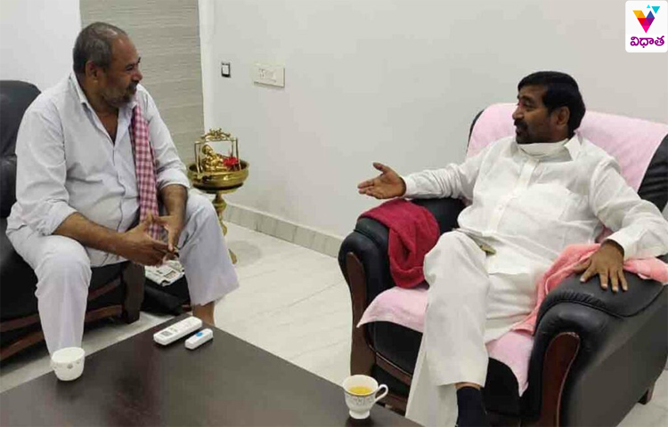 కొత్త రైతు చట్టాలు రైతుల నెత్తిమీద పిడుగులు కొత్త రైతు చట్టాలు రైతుల నెత్తిమీద పిడుగులు