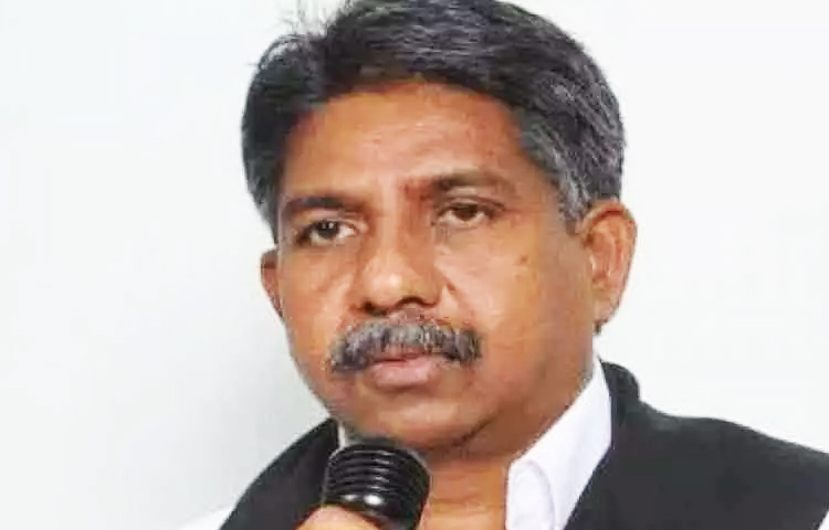 దళితులను మోసం చేసేందుకు కేసీఆర్ సిద్ధం .. మంద కృష్ణ మాదిగ దళితులను మోసం చేసేందుకు కేసీఆర్ సిద్ధం .. మంద కృష్ణ మాదిగ