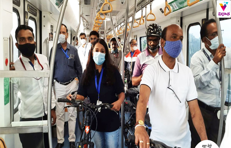 మెట్రోలో సైకిళ్లను తీసుకుపోవచ్చు మెట్రోలో సైకిళ్లను తీసుకుపోవచ్చు