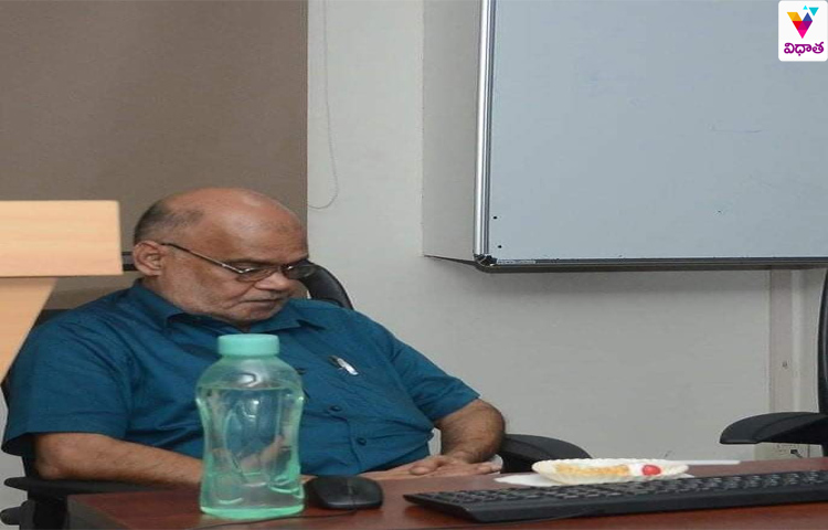 సీనియర్ జర్నలిస్ట్ ముళ్ళపూడి సదాశివ శర్మ మృతి సీనియర్ జర్నలిస్ట్ ముళ్ళపూడి సదాశివ శర్మ మృతి