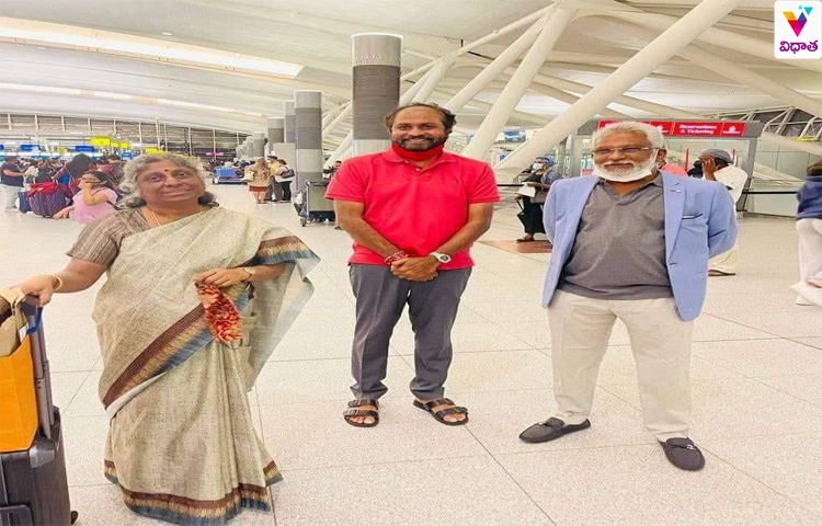 స్వదేశానికి వచ్చిన వైవీ సుబ్బారెడ్డి దంపతులు స్వదేశానికి వచ్చిన వైవీ సుబ్బారెడ్డి దంపతులు