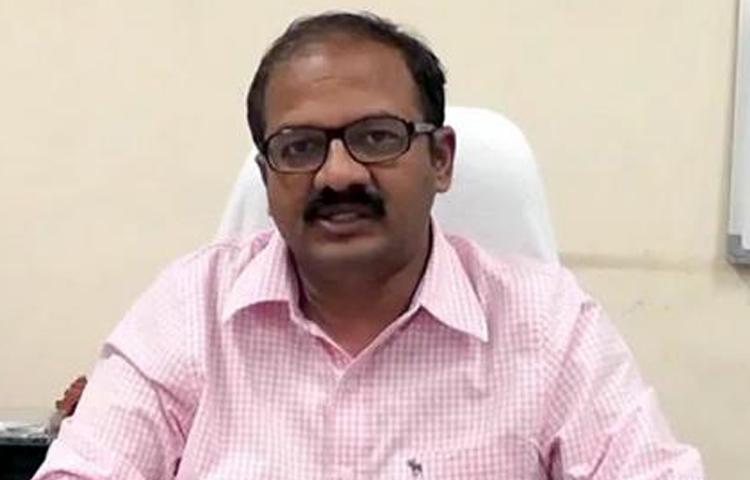 గోదావరికి పెరుగుతున్న వరద ఉధృతి గోదావరికి పెరుగుతున్న వరద ఉధృతి