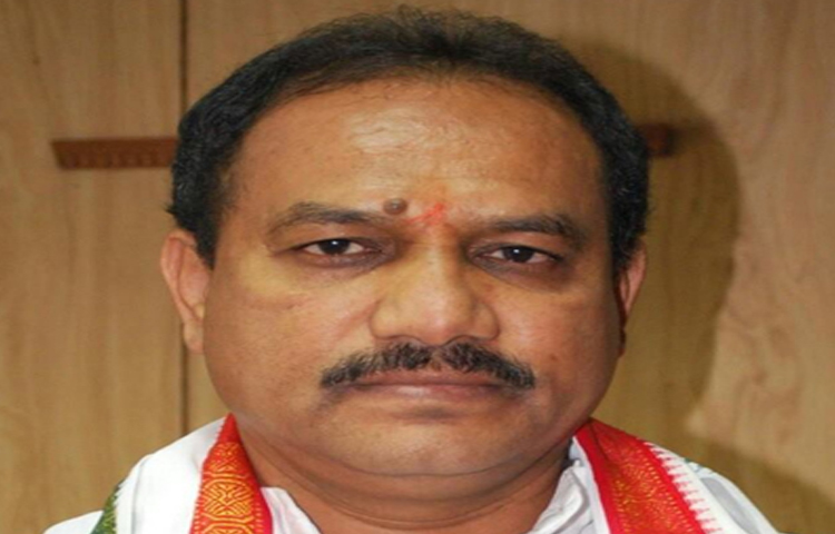 ఆత్మీయ సమ్మేళనం కాదు రాజకీయ ప్రేరేపిత సమ్మేళనం ఆత్మీయ సమ్మేళనం కాదు రాజకీయ ప్రేరేపిత సమ్మేళనం