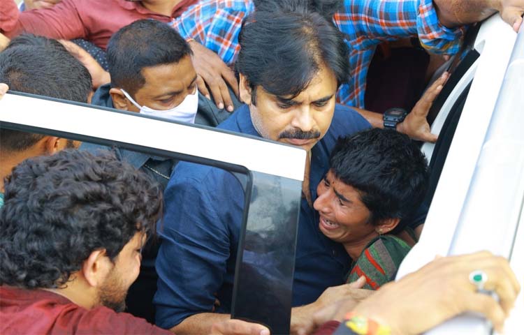 సభ్య సమాజం సిగ్గుతో తలదించుకోవాల్సిన ఘటన ఇది సభ్య సమాజం సిగ్గుతో తలదించుకోవాల్సిన ఘటన ఇది