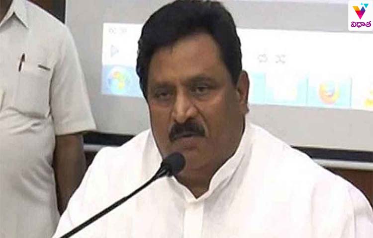 ధూళిపాళ్లకు నోటీసులు ఎలా ఇస్తారు..? ధూళిపాళ్లకు నోటీసులు ఎలా ఇస్తారు..?