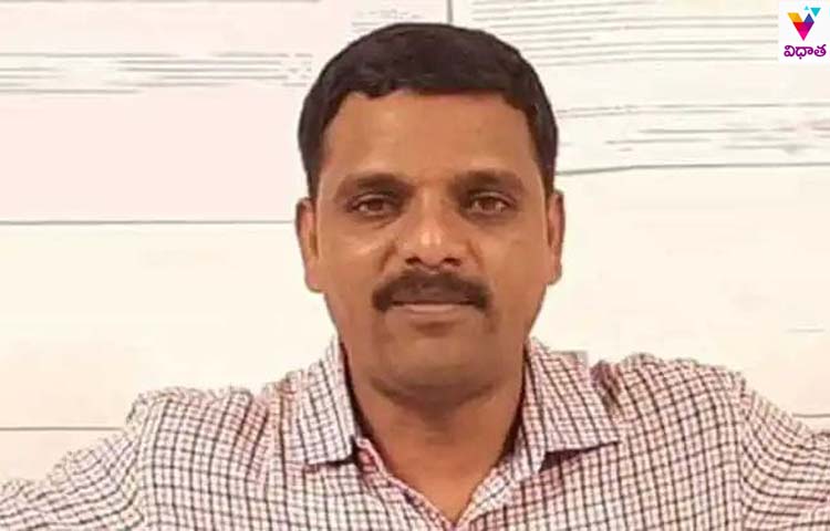 ఎడపల్లి పోలీస్ స్టేషన్కు తీన్మార్ మల్లన్న ఎడపల్లి పోలీస్ స్టేషన్కు తీన్మార్ మల్లన్న