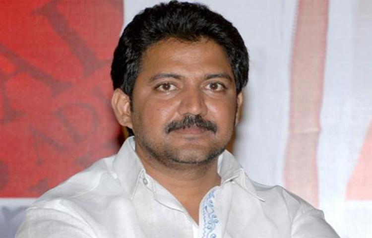 పరిటాల సునీత వ్యాఖ్యలపై స్పందించిన వల్లభనేని వంశీ పరిటాల సునీత వ్యాఖ్యలపై స్పందించిన వల్లభనేని వంశీ