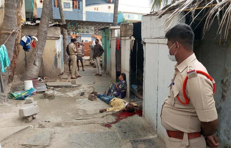 అనంతపురంలో రౌడీషీటర్ దారుణ హత్య అనంతపురంలో రౌడీషీటర్ దారుణ హత్య
