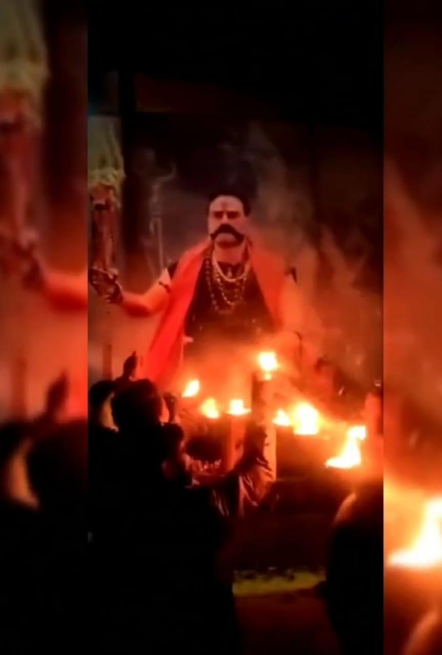 ఆంధ్రా నుంచి అమెరికా వరకు.. దుమ్ము దులిపేస్తున్న బాలయ్య ఆంధ్రా నుంచి అమెరికా వరకు.. దుమ్ము దులిపేస్తున్న బాలయ్య