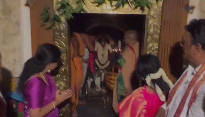 ఒకే గుడిలో ఎదురుపడ్డ గవర్నర్, ఎమ్మెల్సీ కవిత ఒకే గుడిలో ఎదురుపడ్డ గవర్నర్, ఎమ్మెల్సీ కవిత