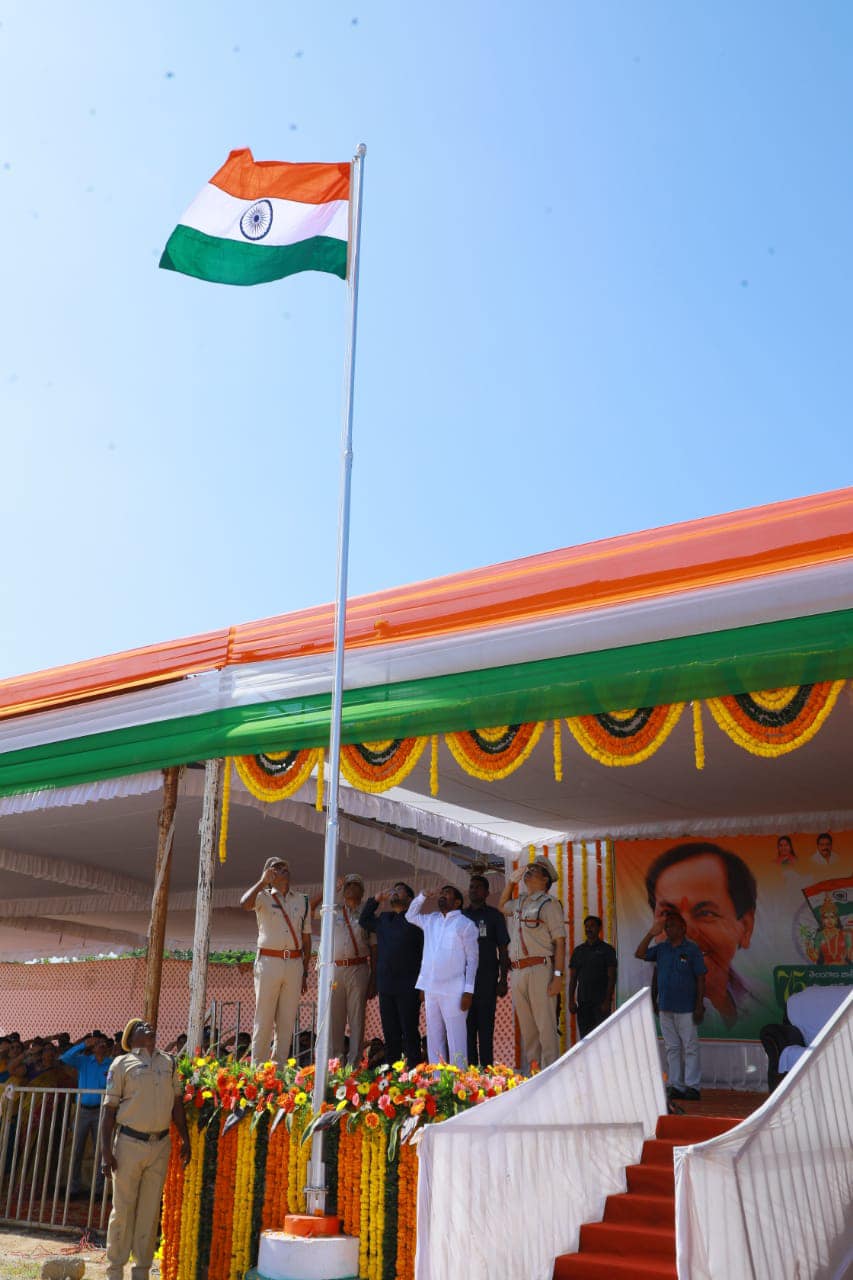 ఉమ్మడి నల్గొండలో ఘనంగా తెలంగాణ జాతీయ సమైక్యత వజ్రోత్సవాలు ఉమ్మడి నల్గొండలో ఘనంగా తెలంగాణ జాతీయ సమైక్యత వజ్రోత్సవాలు