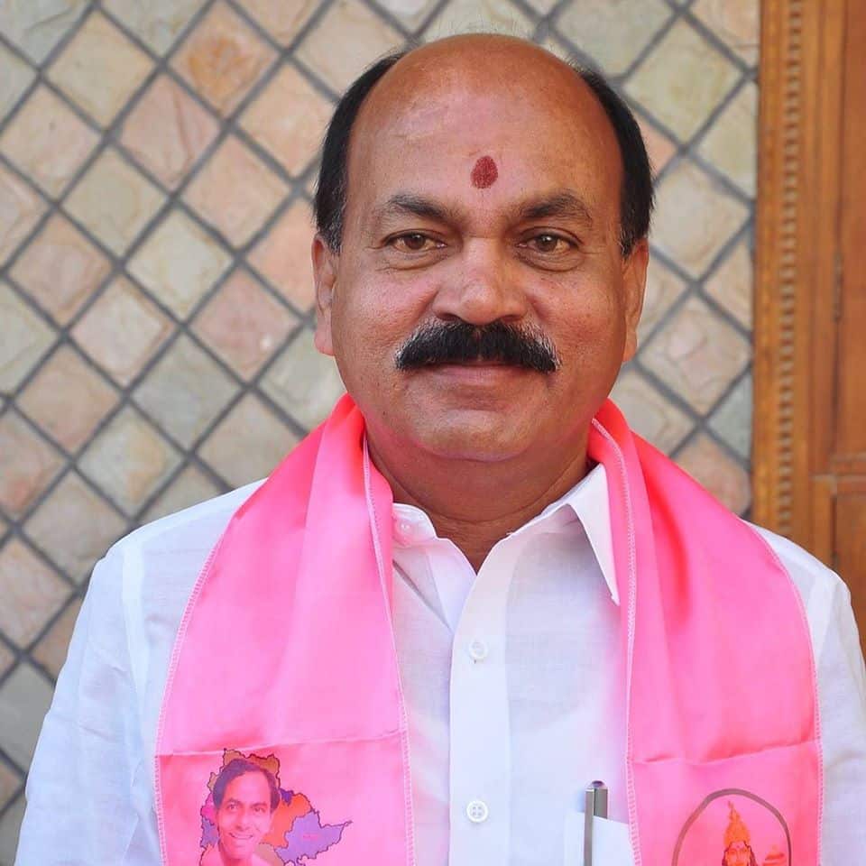 Breaking: తెలంగాణ ‘హ్యాండ్లూమ్’ ఛైర్మెన్గా చింతా ప్రభాకర్ నియామకం Breaking: తెలంగాణ ‘హ్యాండ్లూమ్’ ఛైర్మెన్గా చింతా ప్రభాకర్ నియామకం