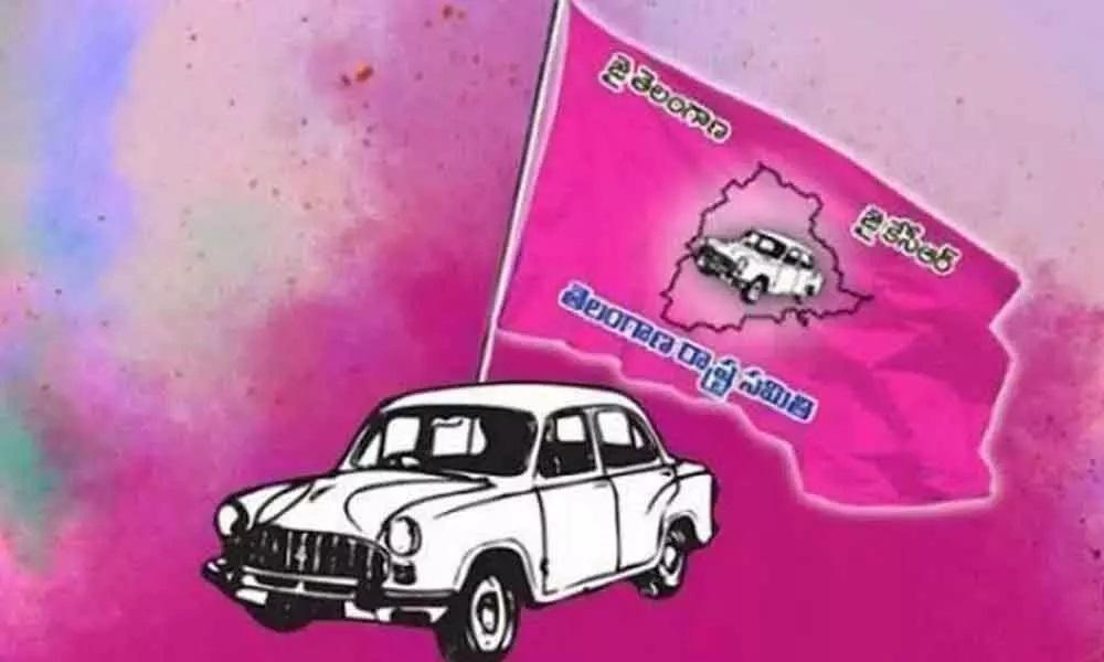 CM KCR ఇన్చార్జి గ్రామంలో టీఆర్ఎస్కు మెజార్టీ CM KCR ఇన్చార్జి గ్రామంలో టీఆర్ఎస్కు మెజార్టీ