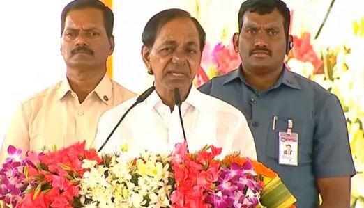 గాంధీ వైద్యులకు సెల్యూట్: సీఎం కేసీఆర్ గాంధీ వైద్యులకు సెల్యూట్: సీఎం కేసీఆర్