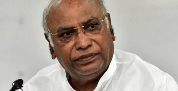 మల్లికార్జున్ ఖర్గే రాజీనామా మల్లికార్జున్ ఖర్గే రాజీనామా