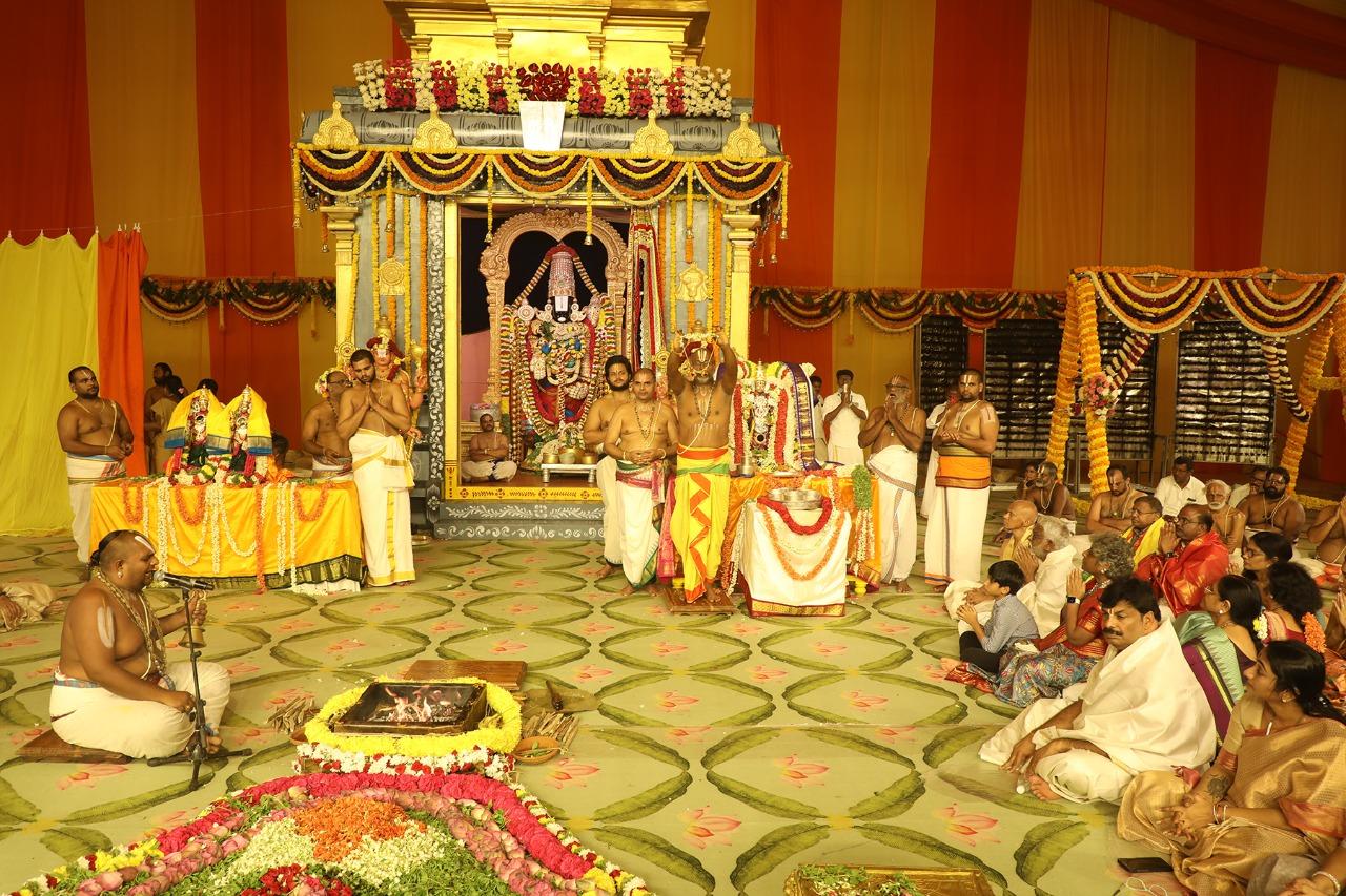 HYD: అంగరంగ వైభవంగా TTD శ్రీవారి కల్యాణం.. HYD: అంగరంగ వైభవంగా TTD శ్రీవారి కల్యాణం..