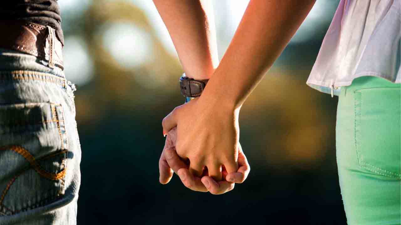 NIMS | బెడిసి కొట్టిన.. నిమ్స్ డాక్టర్ల సహజీవనం! పొలీసులకు ఫిర్యాదు NIMS | బెడిసి కొట్టిన.. నిమ్స్ డాక్టర్ల సహజీవనం! పొలీసులకు ఫిర్యాదు