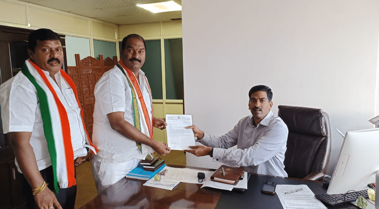 ఎమ్మెల్యే సుధీర్ రెడ్డిని అనర్హుడిగా ప్రకటించండి.. ఈసీకి ఫిర్యాదు చేసిన కాంగ్రెస్ నేత ఎమ్మెల్యే సుధీర్ రెడ్డిని అనర్హుడిగా ప్రకటించండి.. ఈసీకి ఫిర్యాదు చేసిన కాంగ్రెస్ నేత