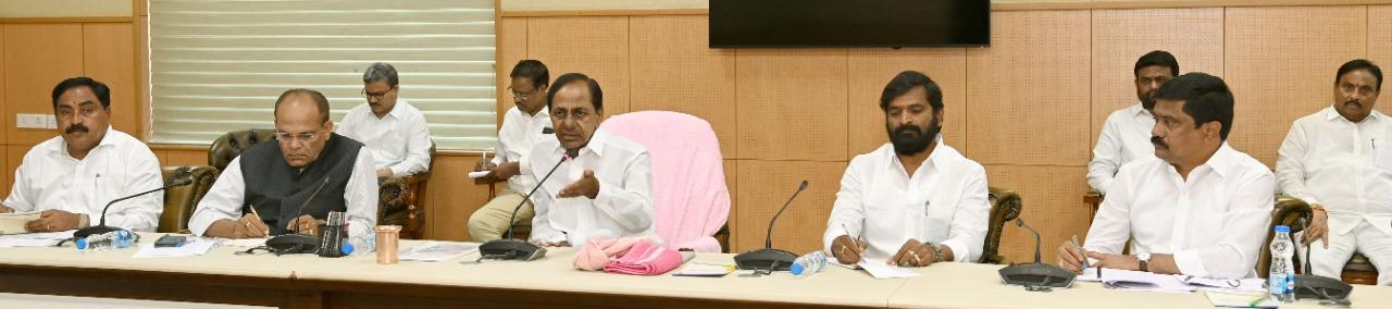 సూపర్ స్పెషాలిటీ దవాఖానలను పటిష్టంగా నిర్మించాలి: సీఎం కేసీఆర్ సూపర్ స్పెషాలిటీ దవాఖానలను పటిష్టంగా నిర్మించాలి: సీఎం కేసీఆర్