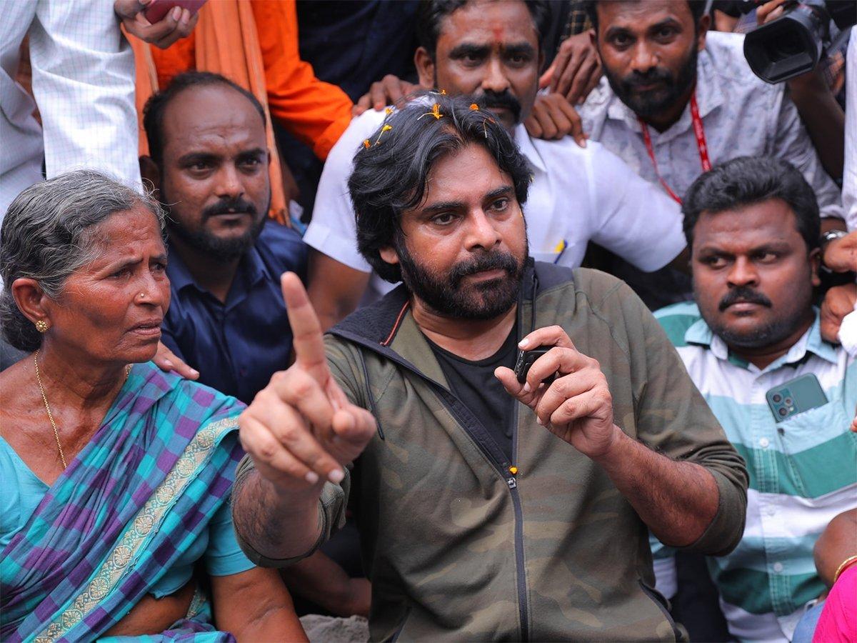 ‘ఇప్పటం’ పవన్కు పెద్ద ఇరకాటం! ‘ఇప్పటం’ పవన్కు పెద్ద ఇరకాటం!
