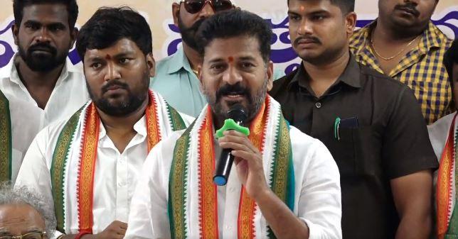 తెలంగాణలో ఆత్మగౌరవం ఏదీ!: రేవంత్రెడ్డి తెలంగాణలో ఆత్మగౌరవం ఏదీ!: రేవంత్రెడ్డి