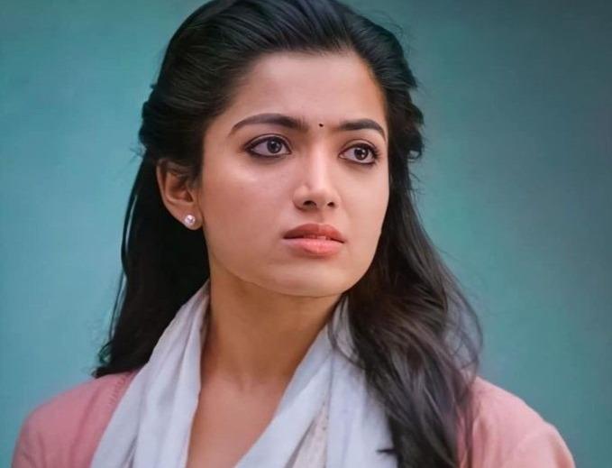 దయచేసి అవి మానుకోండి.. రష్మిక భావోద్వేగ లేఖ దయచేసి అవి మానుకోండి.. రష్మిక భావోద్వేగ లేఖ